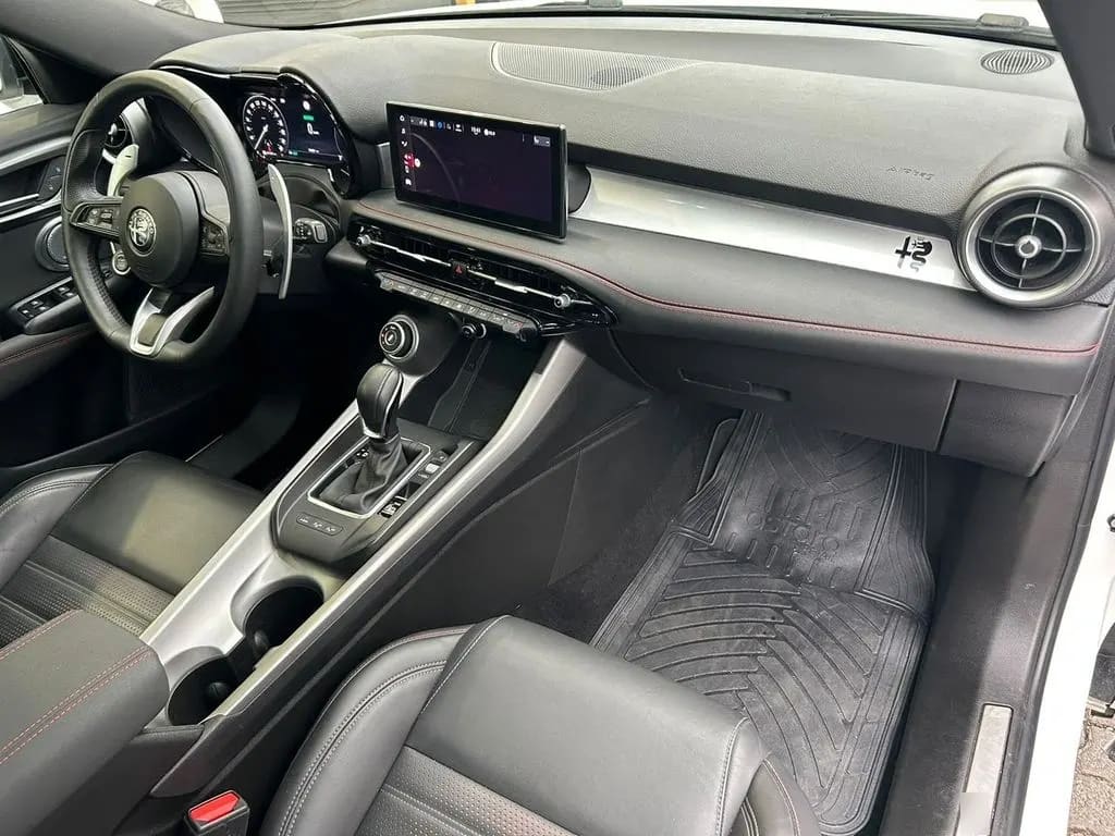 Alfa Romeo Tonale 1.3 Tributo Phev Hybrid 4x4 At 5p año 2025