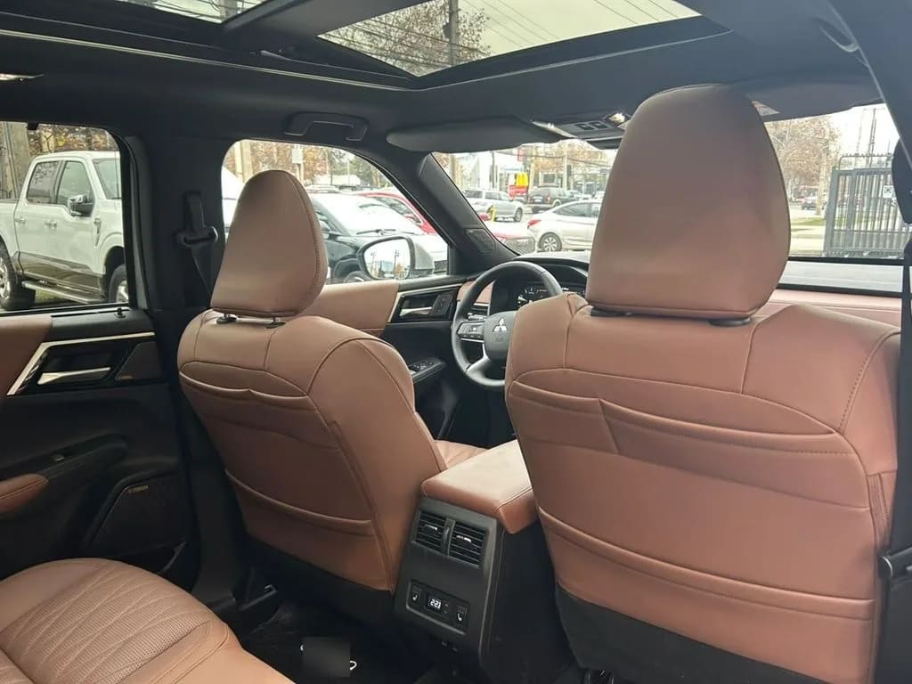 Mitsubishi Outlander 2.5 Gls Limited 4x4 At año 2026