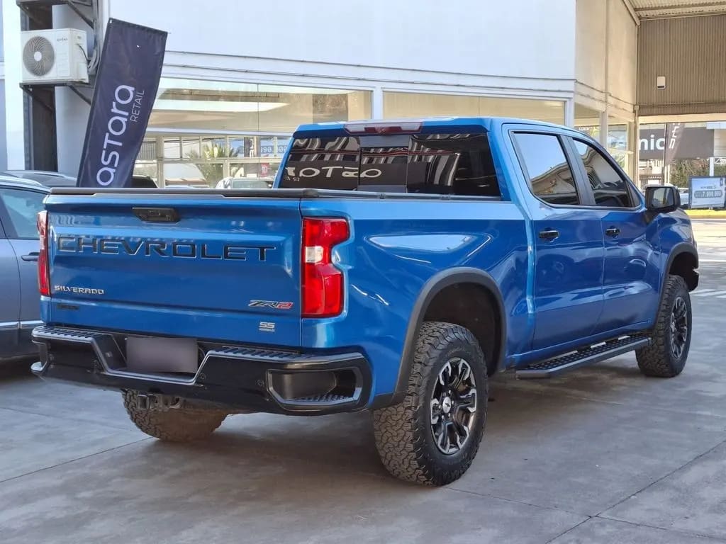 Chevrolet Silverado 6.2 Zr2 4x4 At 4p año 2024