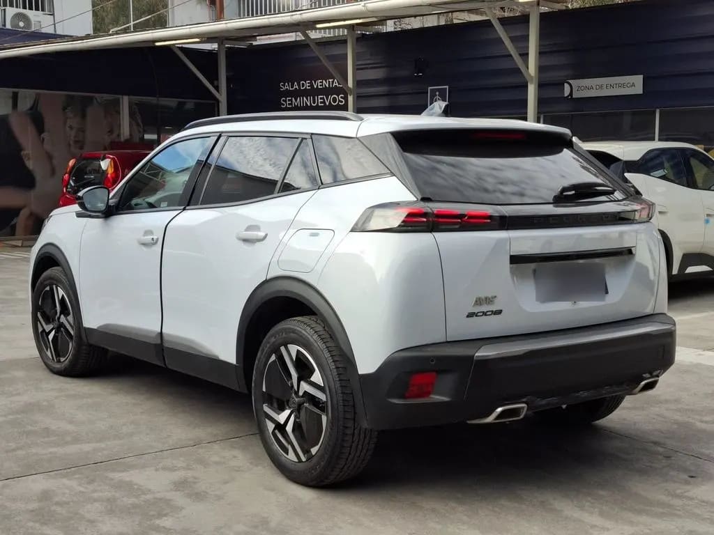 Peugeot 2008 1.2 Active Pack Puretech 130 Mt año 2024