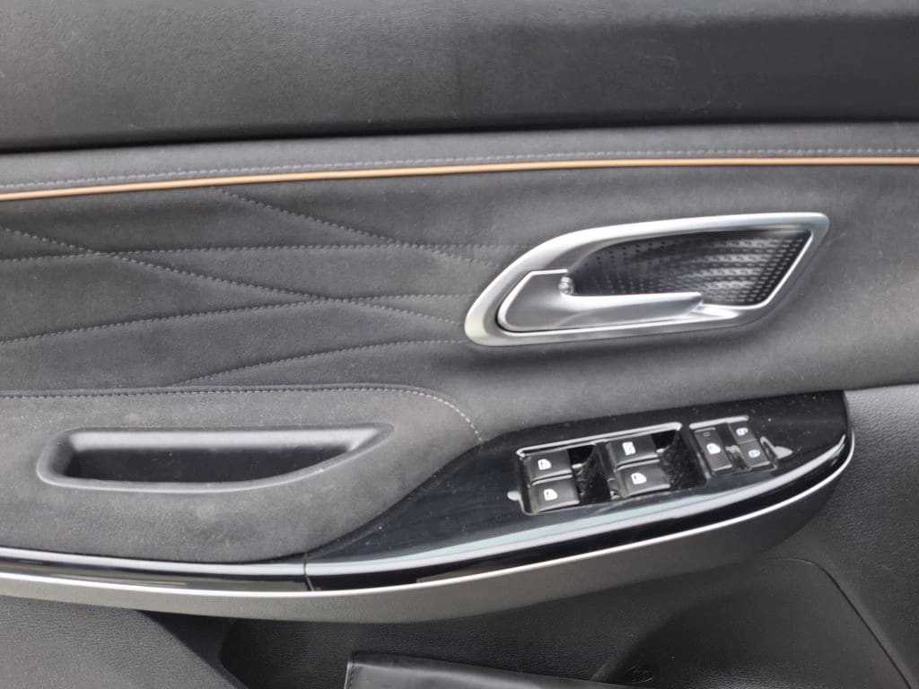Changan X7 Plus 1.5 Elite Mt año 2025