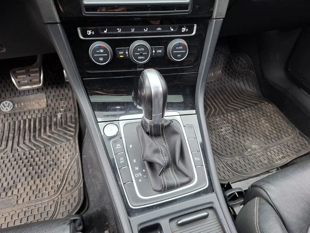 Volkswagen Golf 2.0 Tdi Highline Diesel 4x2 At 5p año 2018