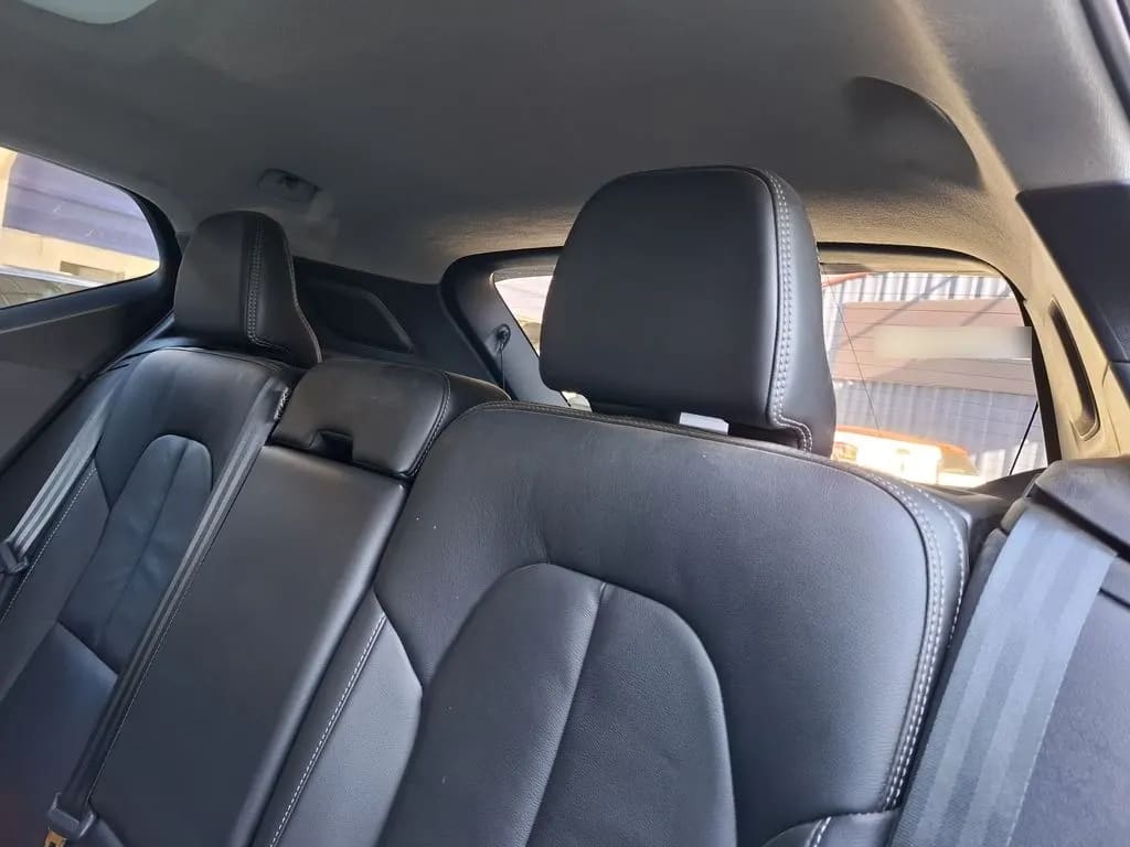 Volvo Xc40 2.0 B4 Ultimate Fwd At 5p año 2023