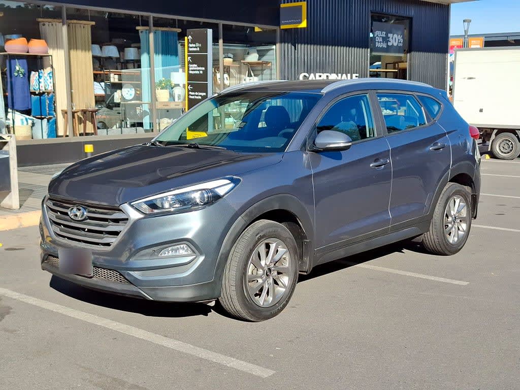 Hyundai Tucson 2.0 Plus Diesel 4x2 At 5p año 2018