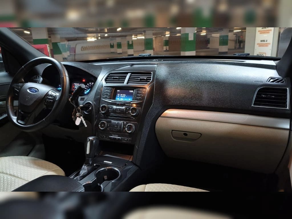 Ford Explorer 2.3 Ecoboost 4x2 At 5p año 2018