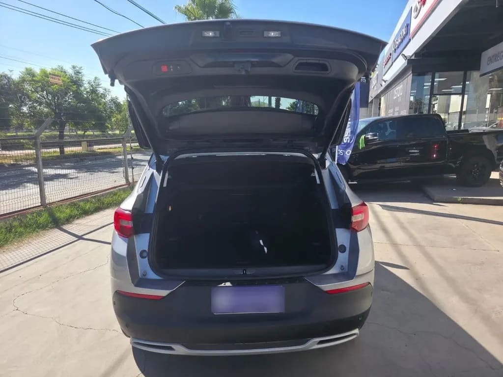 Opel Grandland X Innovation 1.6t año 2020