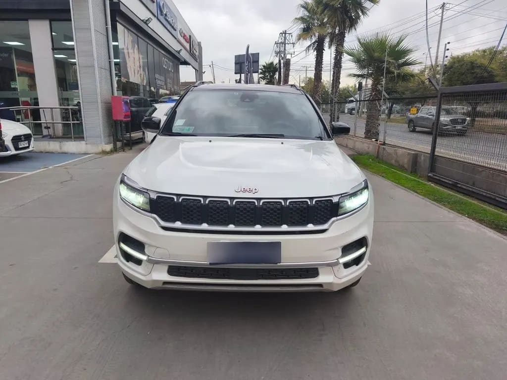 Jeep Commander Overland 4x4 2.0 Aut Diesel año 2023