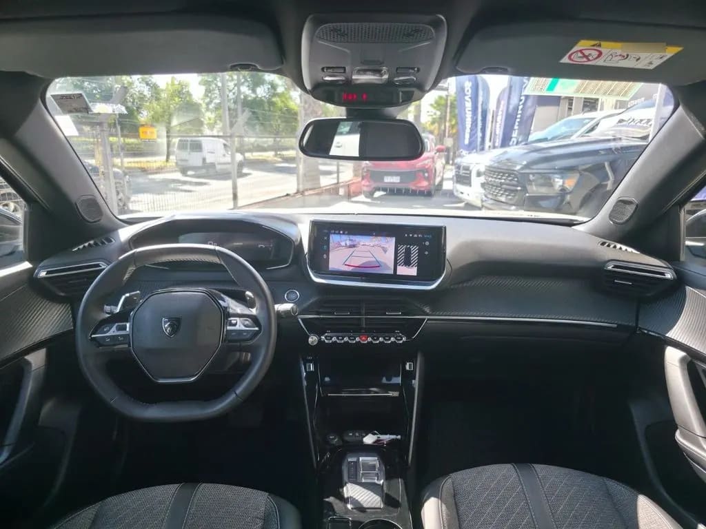 Peugeot 2008 Allure 130 1.2 Aut año 2024