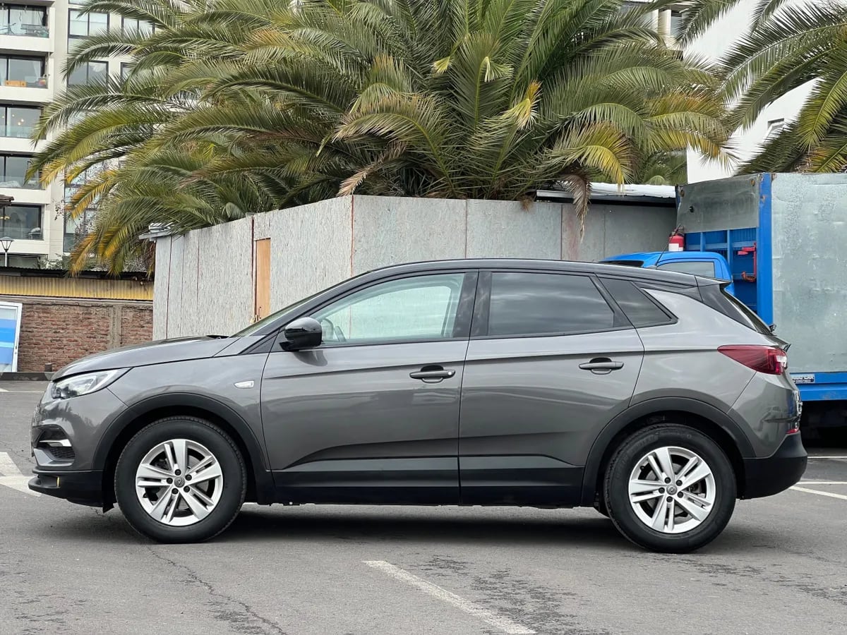 Opel Grandland 1.6 Aut año 2021