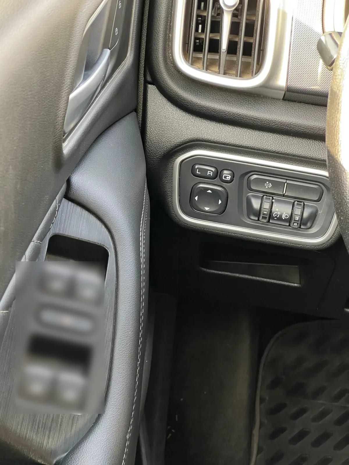 Great Wall Poer 2.0t Deluxe Diesel 4x4 Dob. Cab. At 4p año 2024