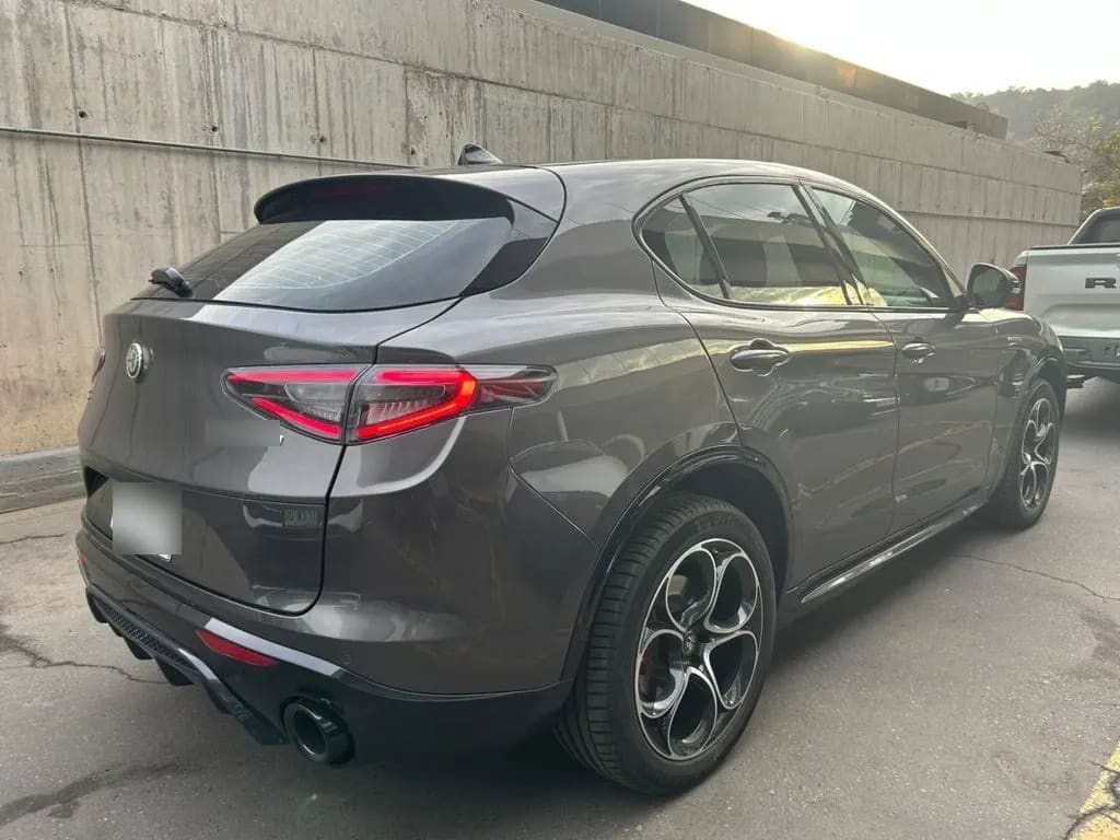 Alfa Romeo Stelvio 2.0 Super Awd At 5p año 2024