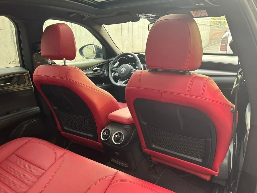 Alfa Romeo Stelvio 2.0 Super Awd At 5p año 2024