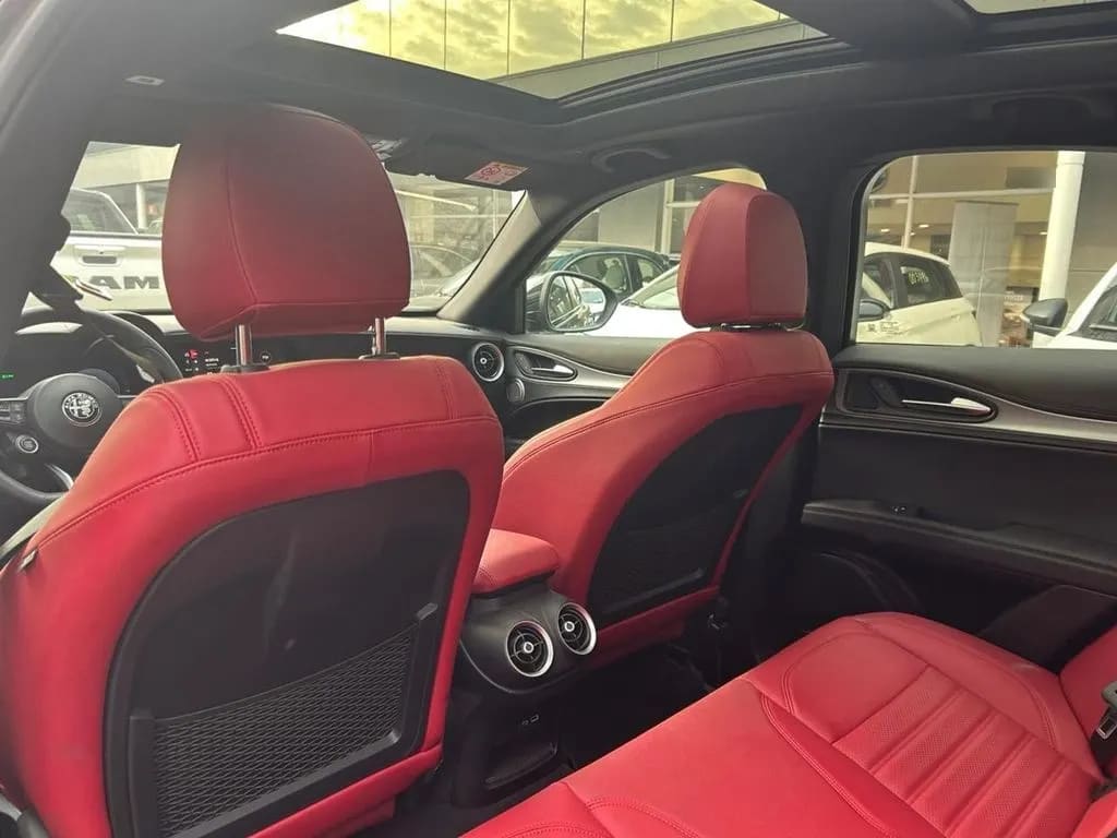 Alfa Romeo Stelvio 2.0 Super Awd At 5p año 2024