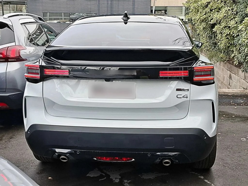 Citroen C4 1.2 At año 2025