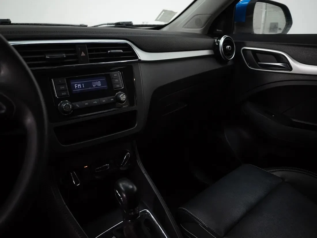 MG Zs 1.5 Std At año 2019