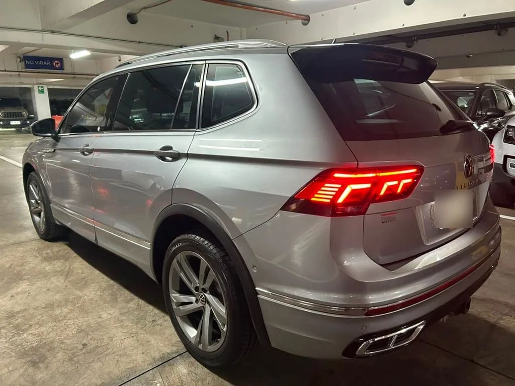 Volkswagen Tiguan 2.0 Ts Awd At R-Line año 2023