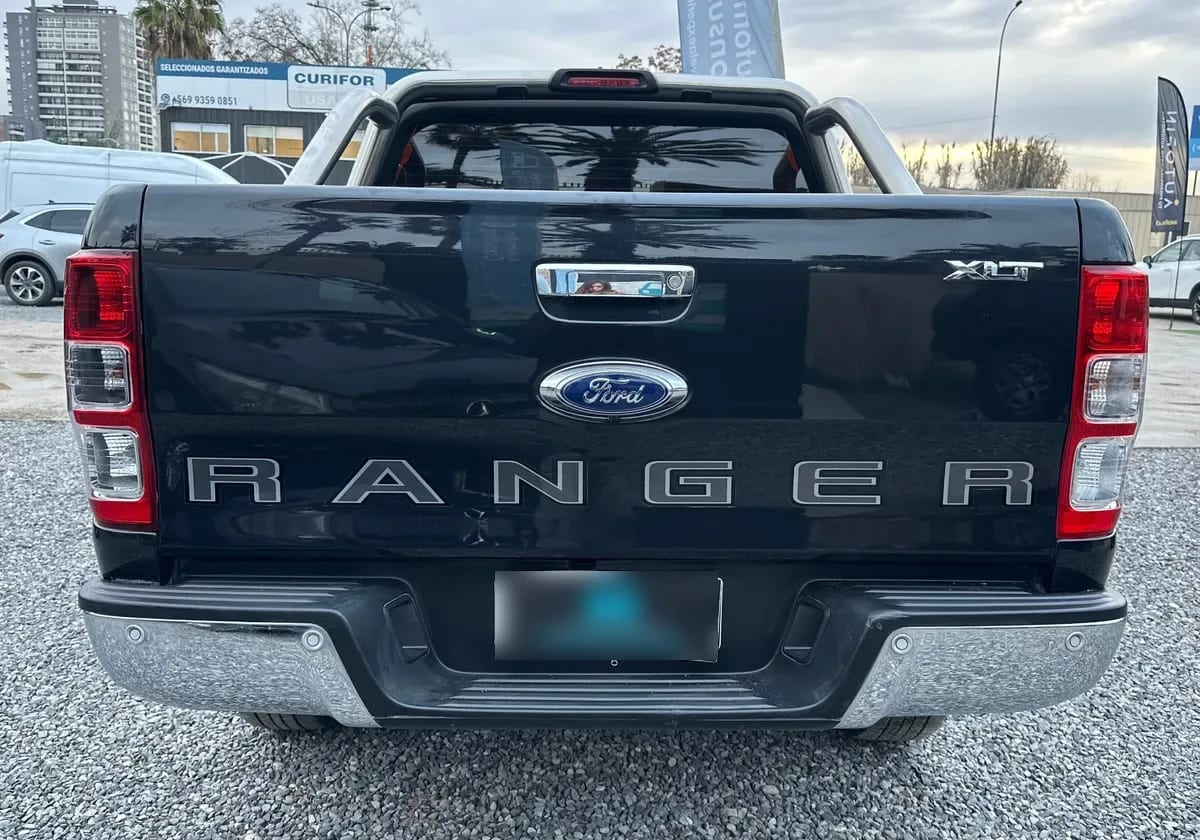 Ford Ranger 3.2 Dsl Xlt Mt Diesel año 2022