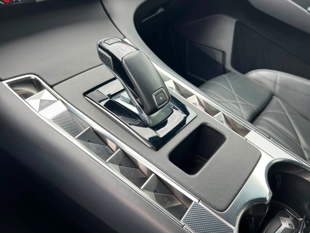 DS Automobiles Ds 7 Crossback Rivoli Hdi 2.0 año 2023
