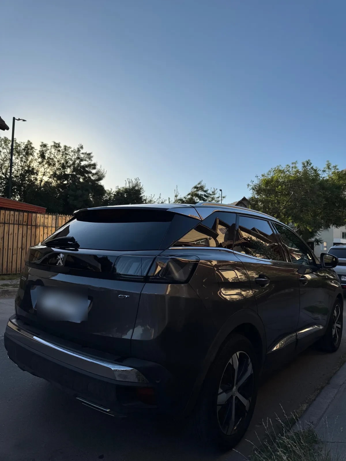 Peugeot 3008 1.6 Gt Puretech 180 At año 2023