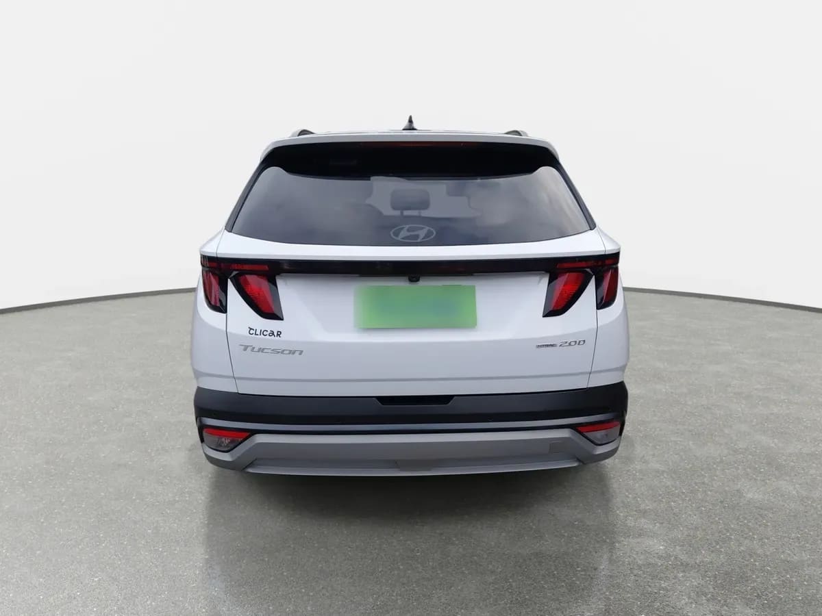 Hyundai Tucson 2.0 Nx4 Plus Fl Diesel 4wd At 5p año 2025