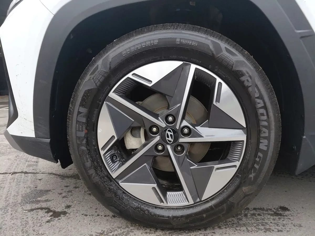 Hyundai Tucson 2.0 Nx4 Plus Fl Diesel 4wd At 5p año 2025