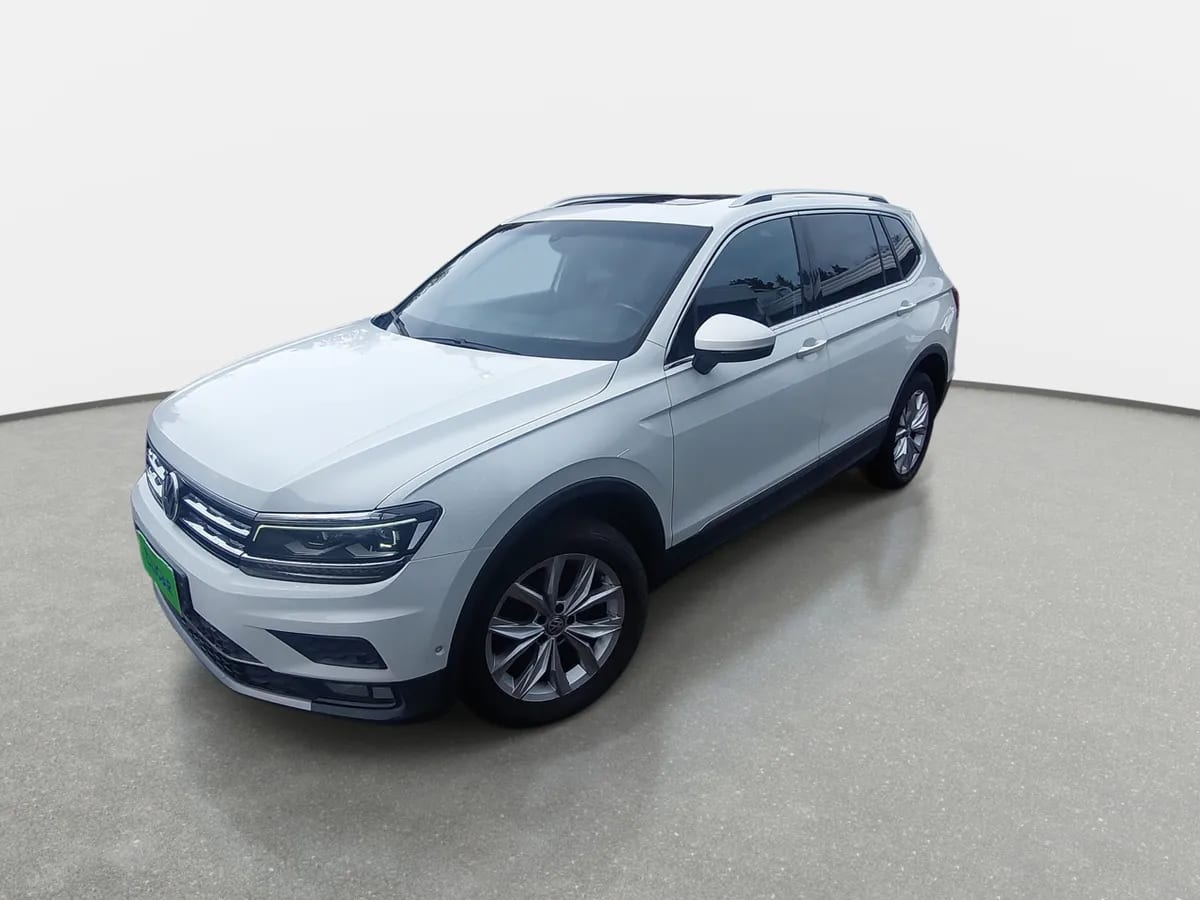 Volkswagen Tiguan 2.0 Tsi Limited 4motion 4x4 At 5p año 2019