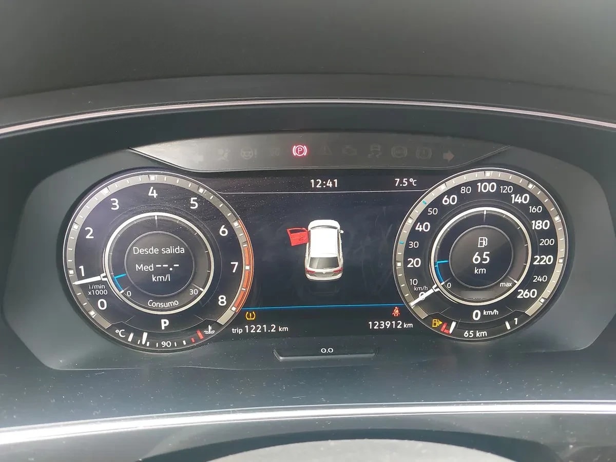 Volkswagen Tiguan 2.0 Tsi Limited 4motion 4x4 At 5p año 2019