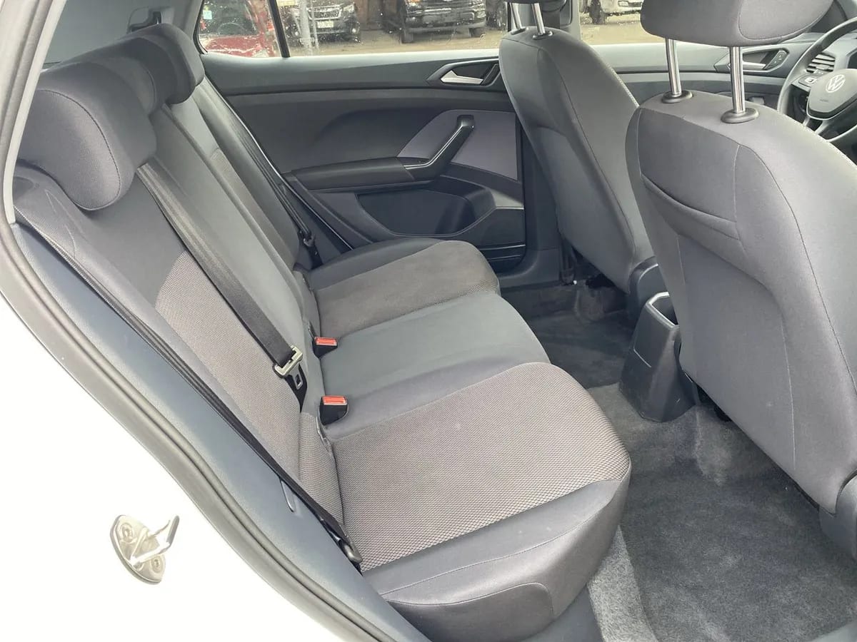 Volkswagen T-Cross 1.0 Tsi Trendline 4x2 5mt 5p año 2024