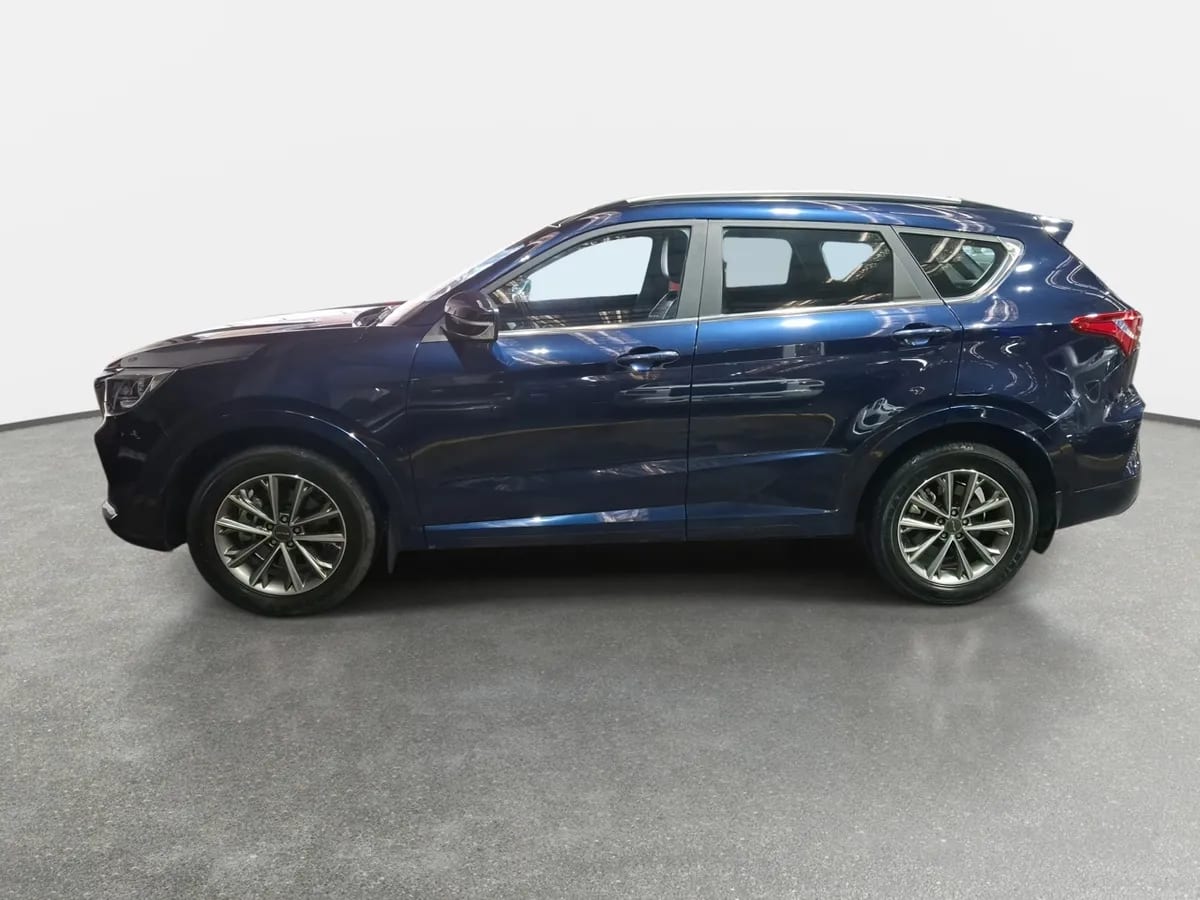 Jetour X70 1.5t Lux Fl 4x2 Mt 5p año 2025