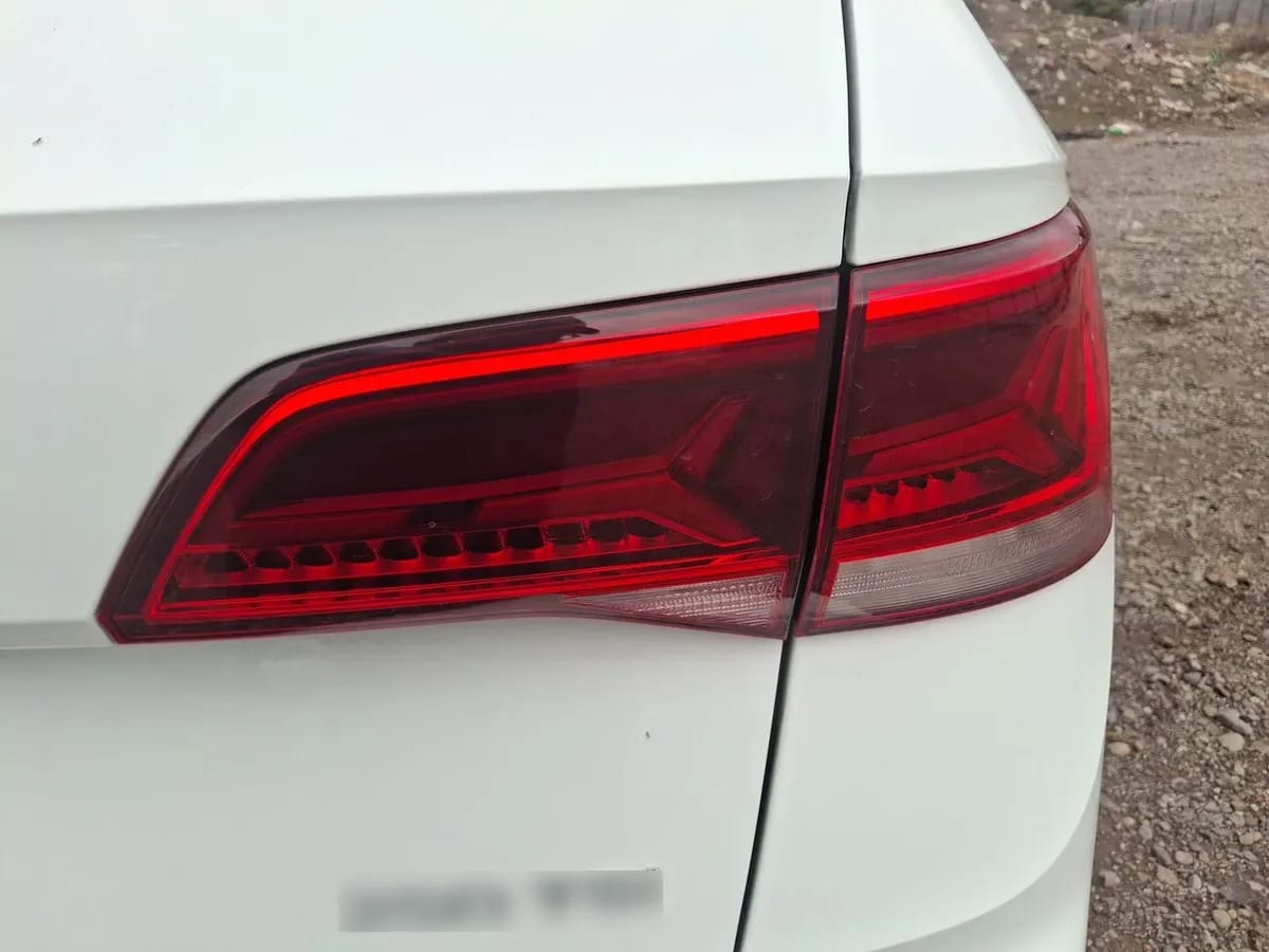 Volkswagen Taos 1.4 Tsi Comfortline 4x2 At 5p año 2026