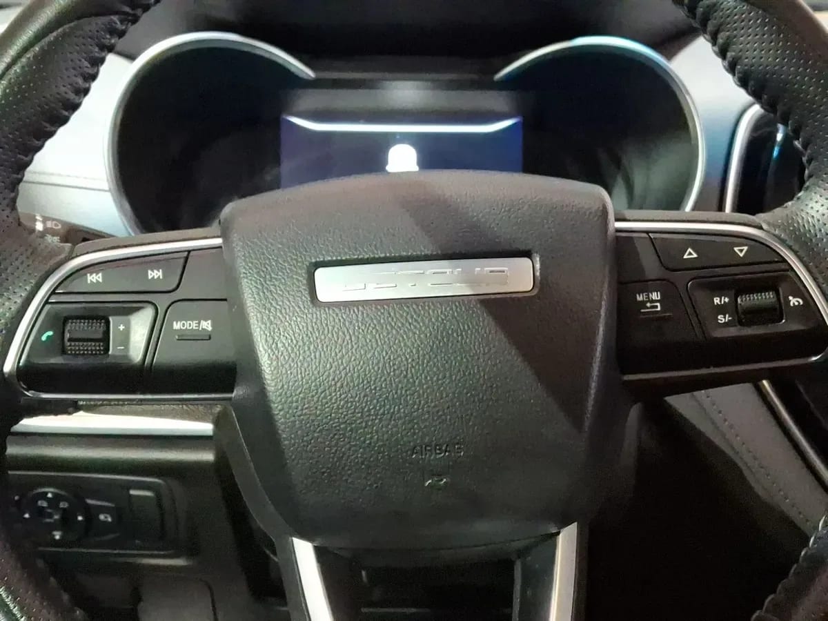 Jetour X70 1.5t Lux Fl 4x2 Mt 5p año 2025