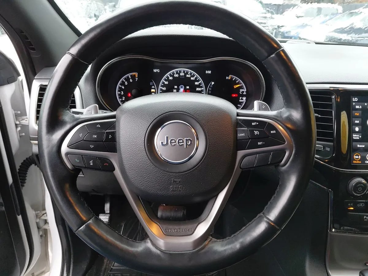 Jeep Grand Cherokee 3.6 Limited 4x4 At 5p año 2022