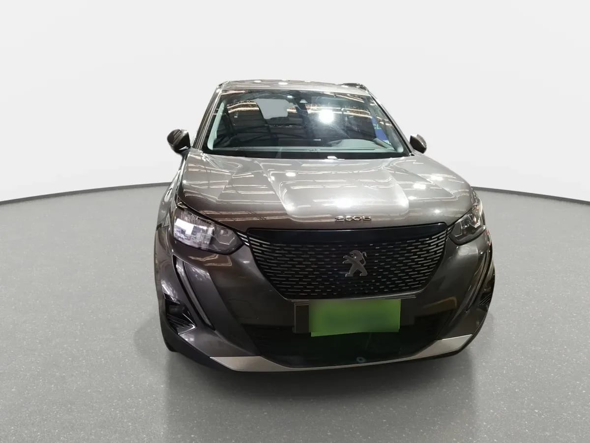 Peugeot 2008 1.2 Allure Puretech 4x2 130 Mt 5p año 2021