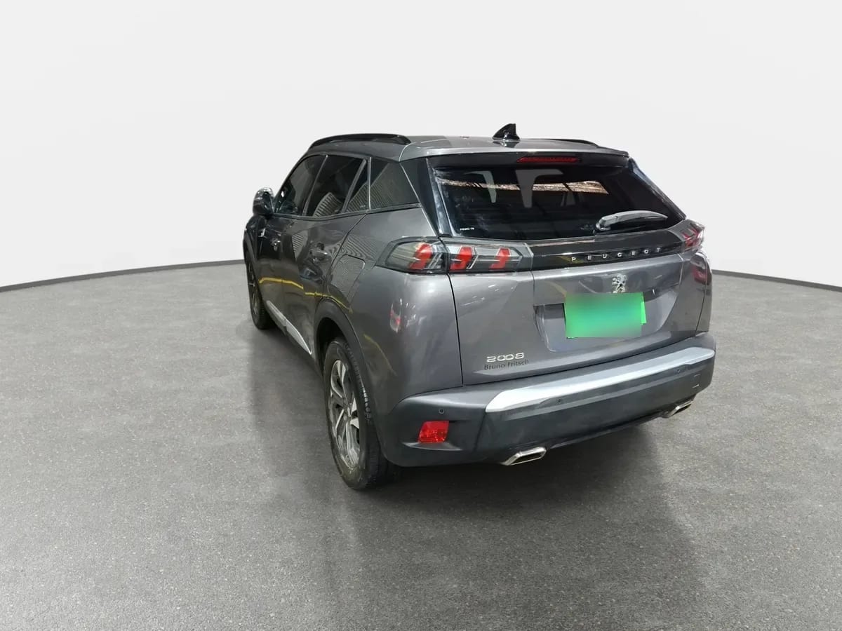 Peugeot 2008 1.2 Allure Puretech 4x2 130 Mt 5p año 2021