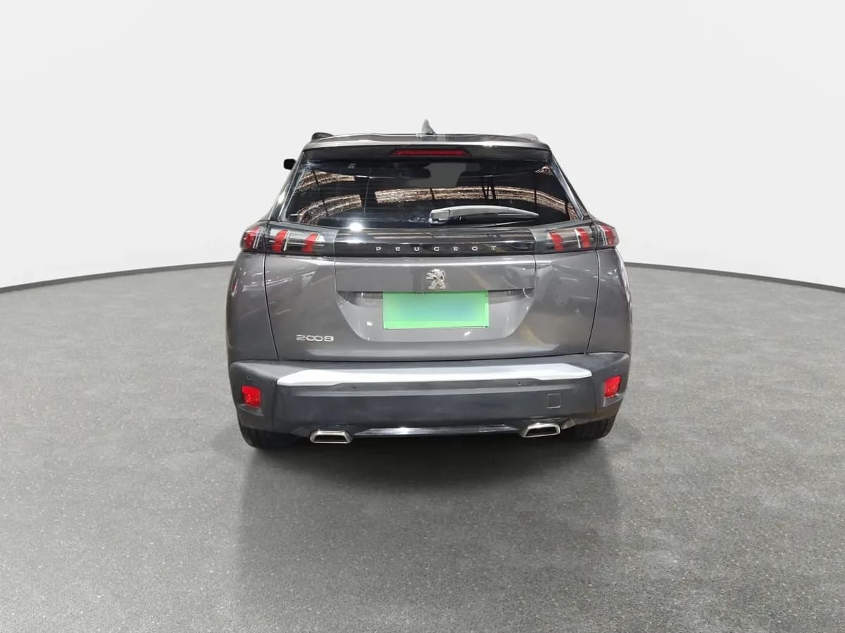 Peugeot 2008 1.2 Allure Puretech 4x2 130 Mt 5p año 2021