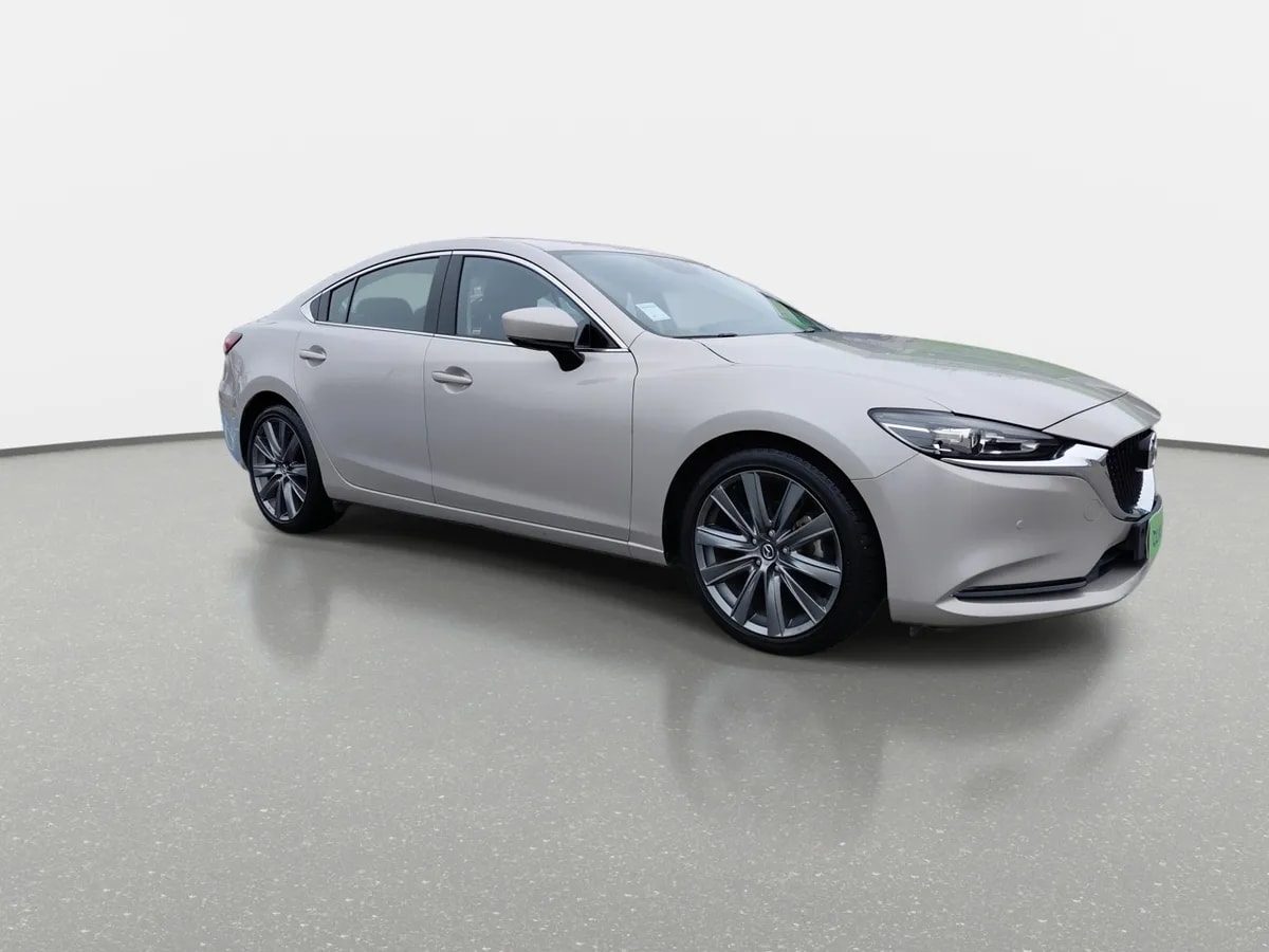Mazda 6 2.0 Core 4x2 6mt 4p año 2024