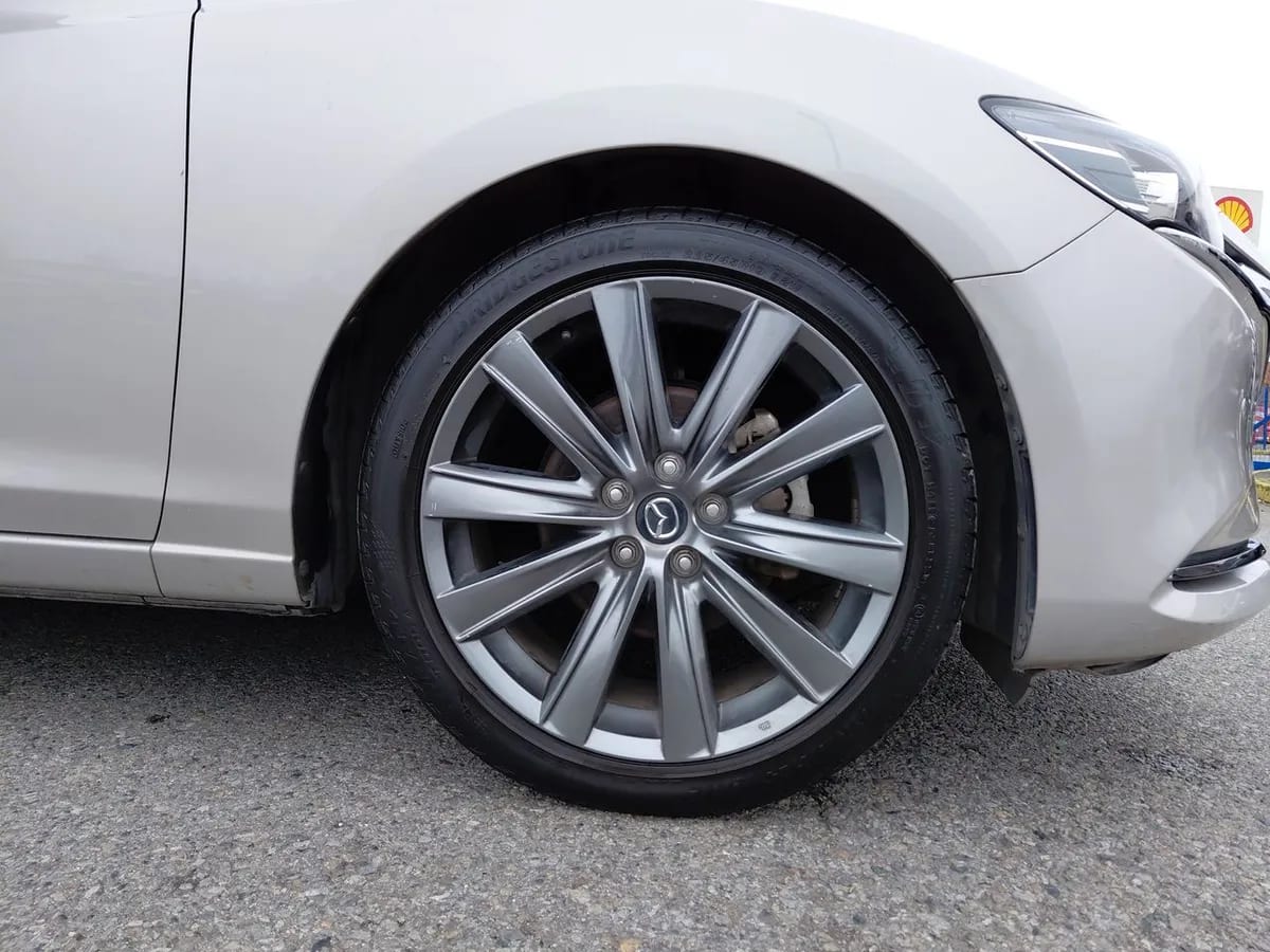 Mazda 6 2.0 Core 4x2 6mt 4p año 2024