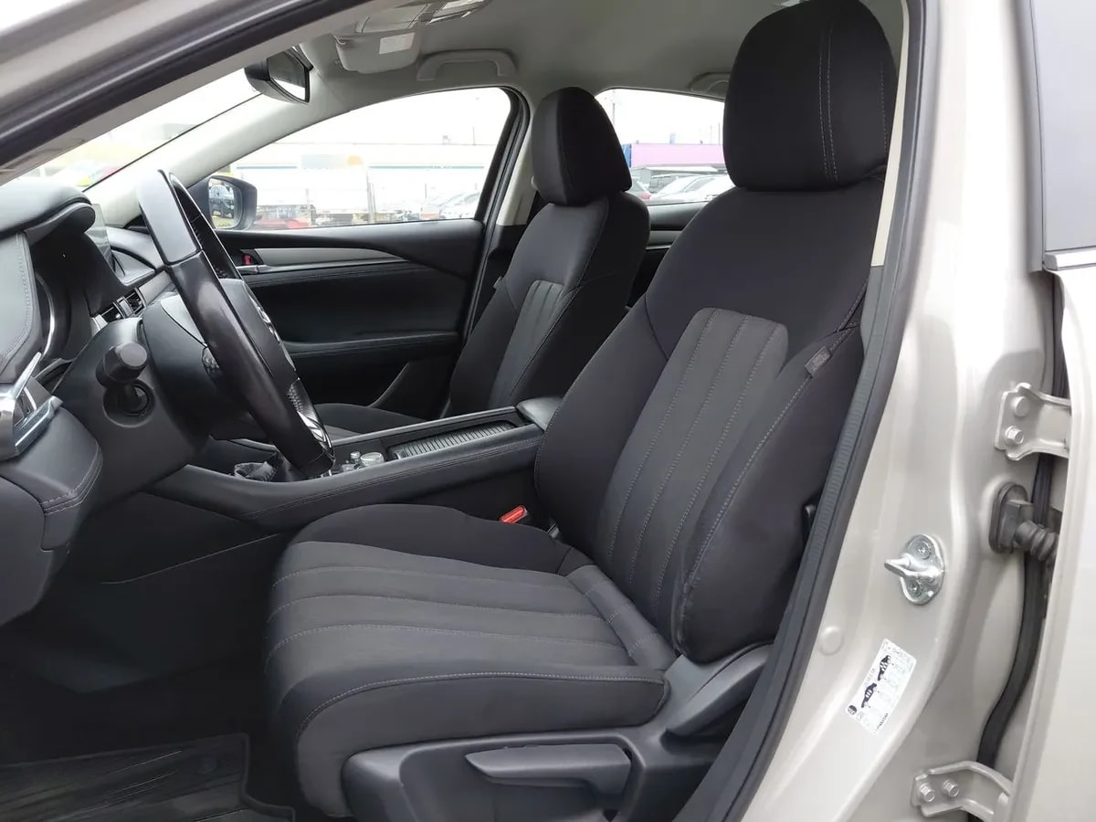Mazda 6 2.0 Core 4x2 6mt 4p año 2024