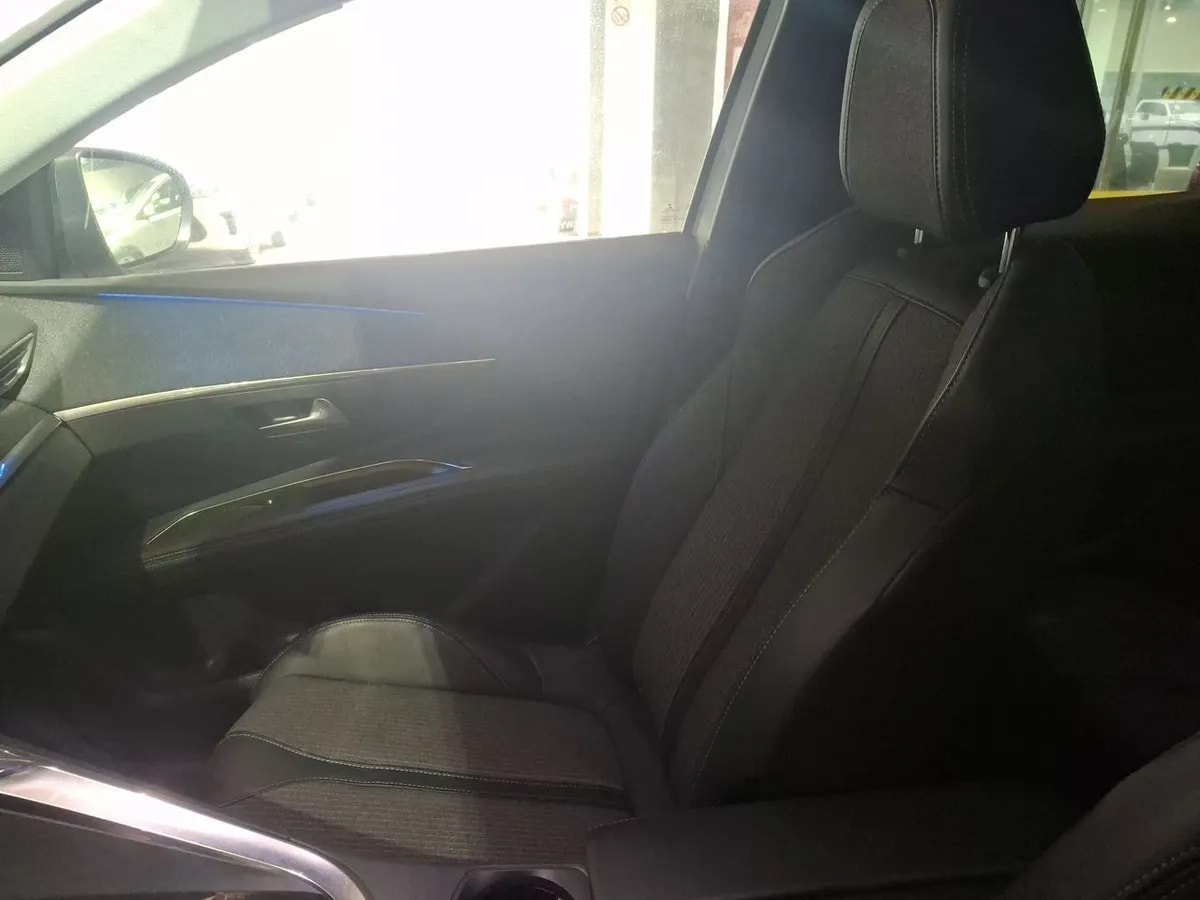 Peugeot 3008 1.6 Allure Pack Thp 165 4x2 Eat6 5p año 2023