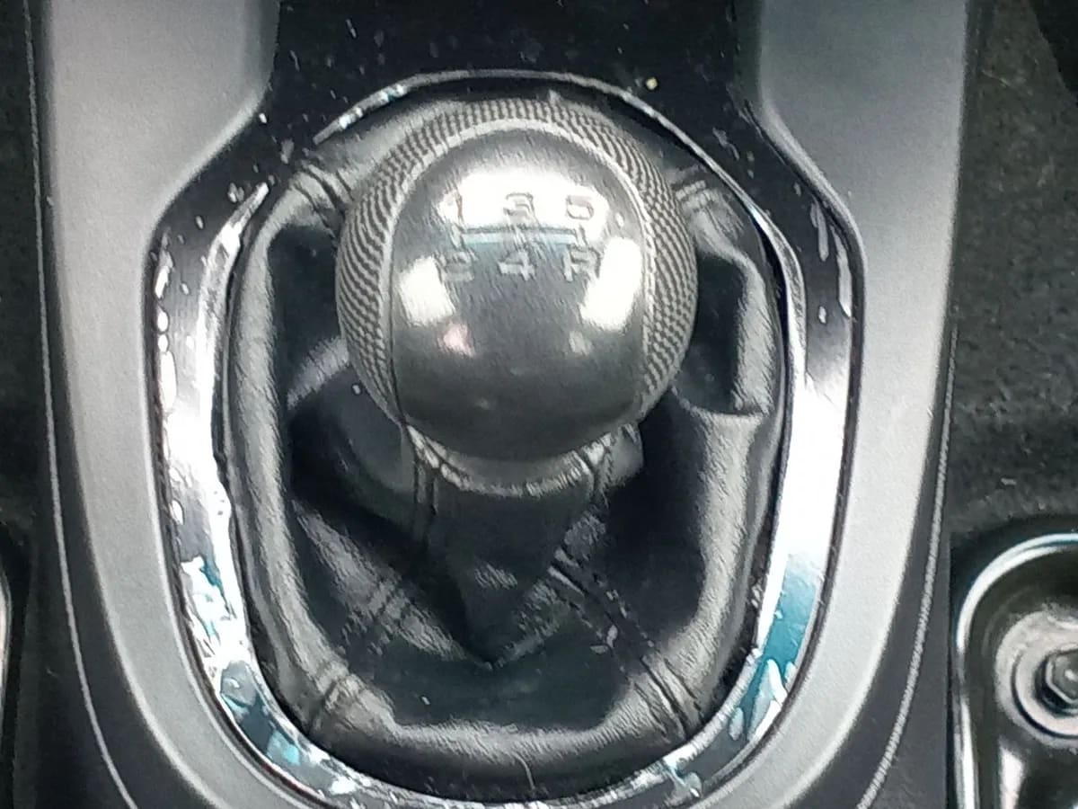 Honda Wr-V 1.5 Lx 4x2 Mt 5p año 2024