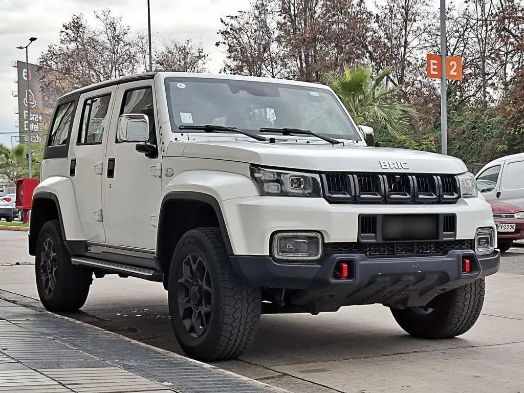BAIC Bj40 Luxury año 2024