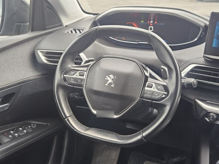 Peugeot 3008 Allure Pack Thp 165 At 1.6 año 2021