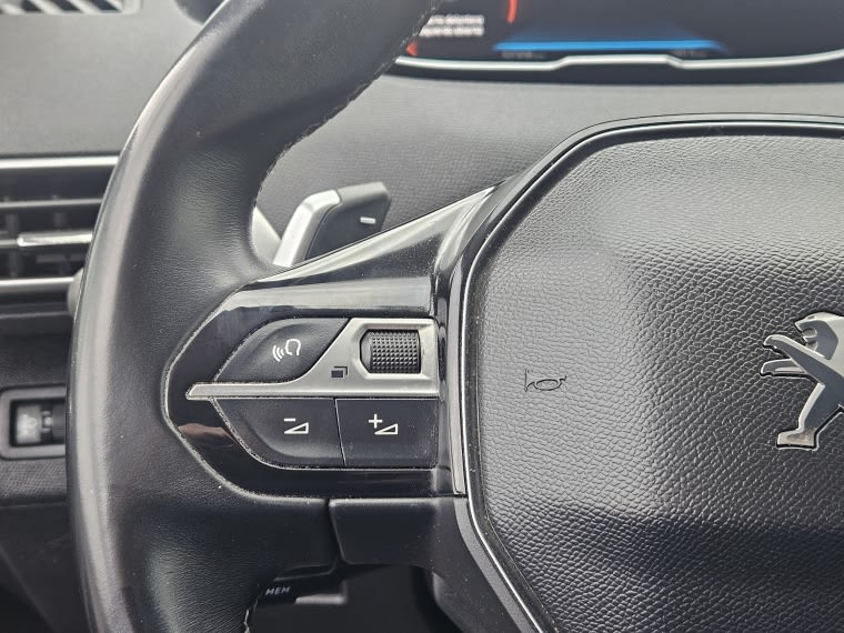 Peugeot 3008 Allure Pack Thp 165 At 1.6 año 2021