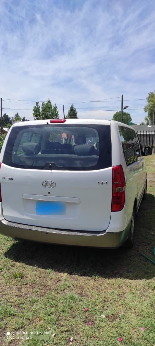 Hyundai H-1 2.5 Crdi Furgon Gl 3s 2ab D.pt Mt Diesel año 2016