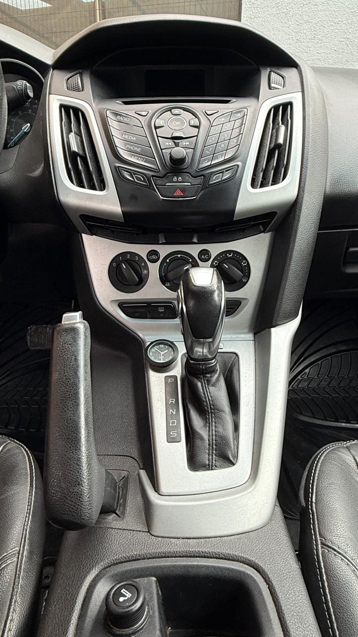 Ford Focus 2.0 Se 4x2 At 5p. año 2015