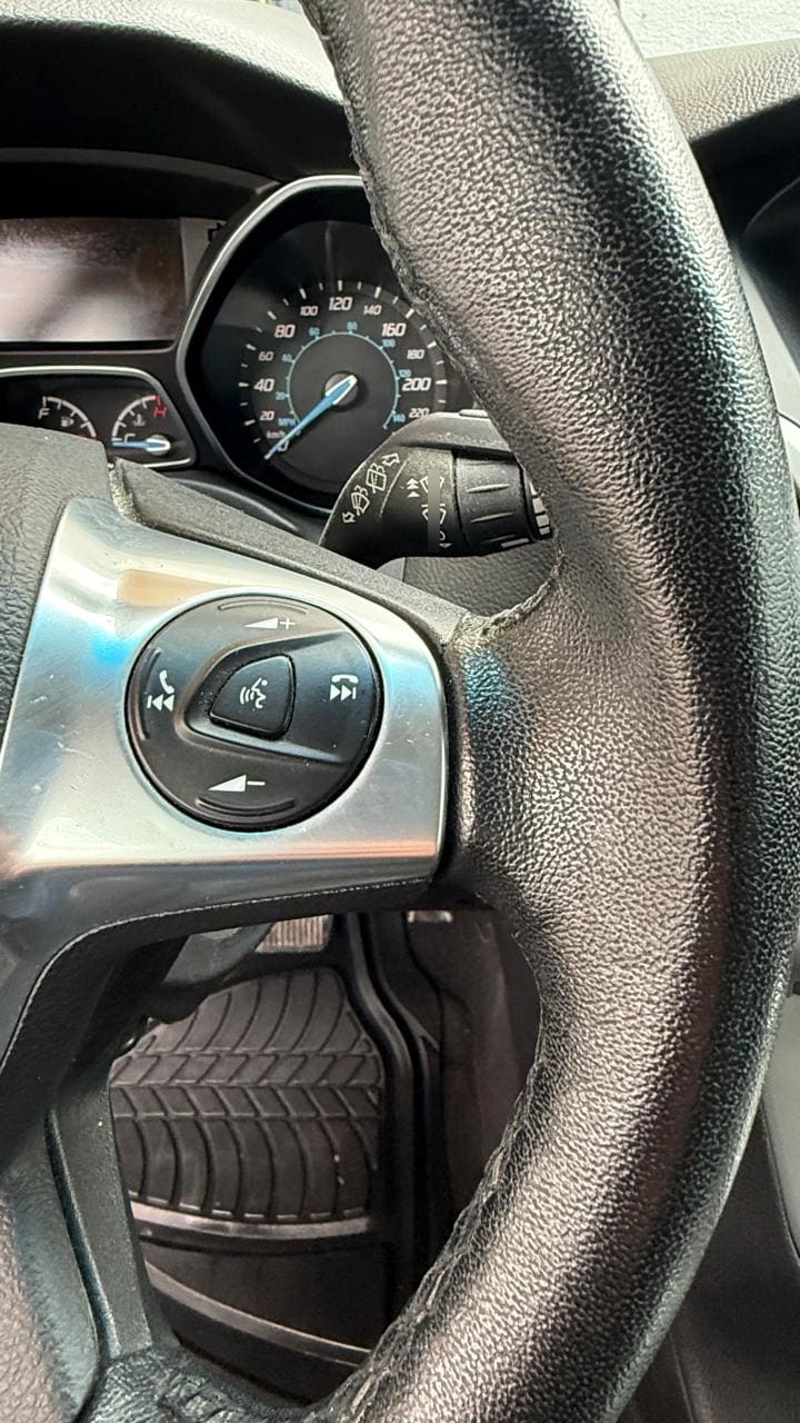 Ford Focus 2.0 Se 4x2 At 5p. año 2015