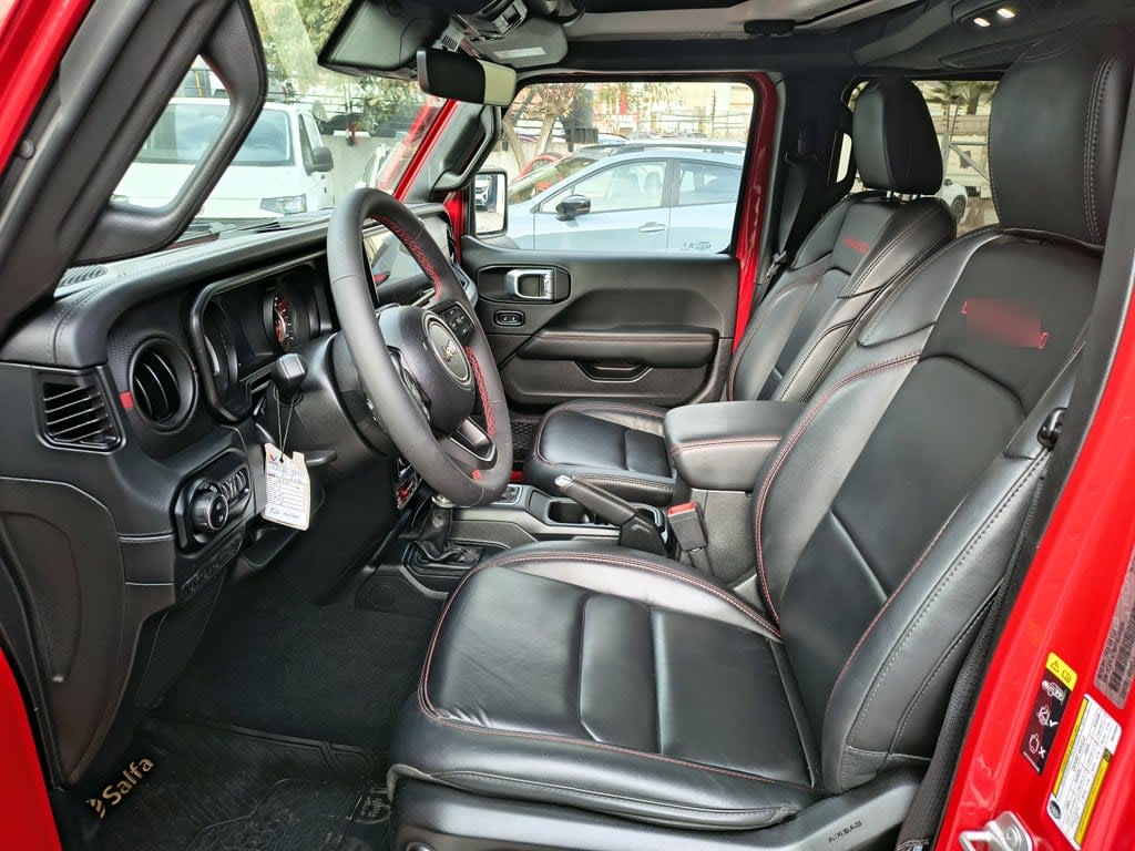 Jeep Wrangler 2.0 Rubicon 4wd At 4p año 2024