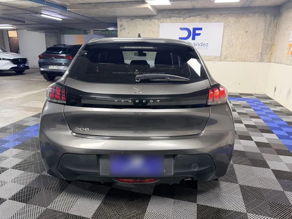 Peugeot 208 1.2 Allure Pack Puretech 130 At año 2021