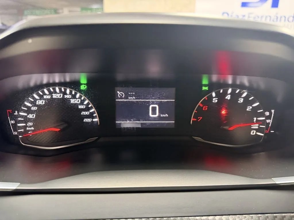 Peugeot 208 1.2 Allure Pack Puretech 130 At año 2021