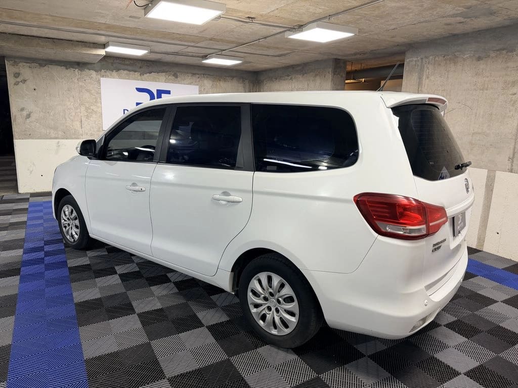 Dongfeng S500 1.5 7 Pasajeros año 2023